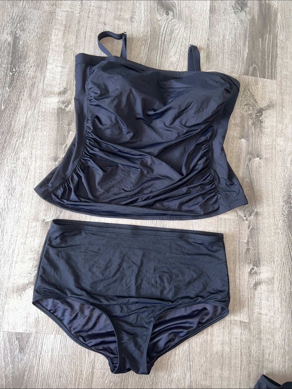 Size 1X / 16W / 18W Lands end black tankini swim set